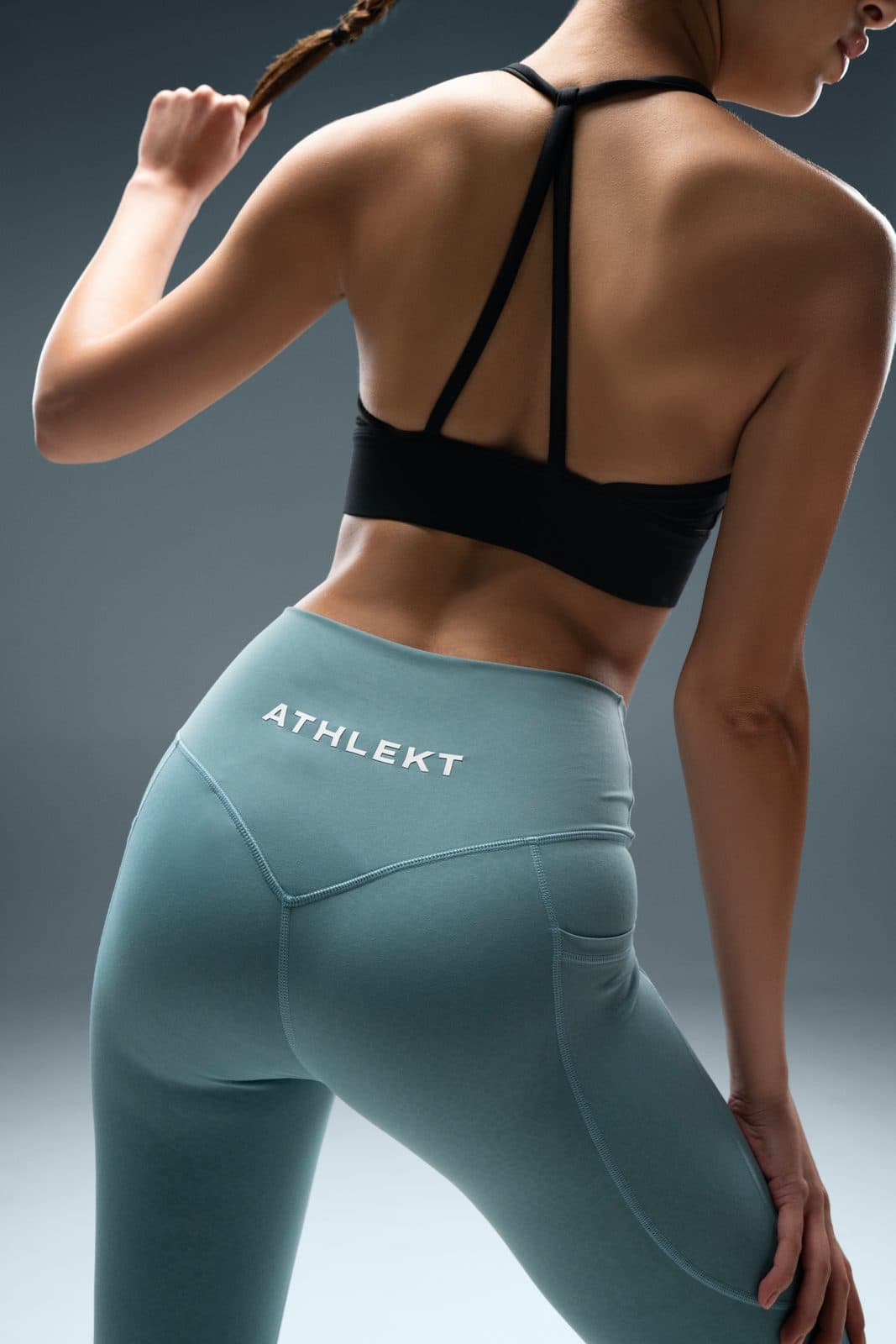 Athlekt — studio still