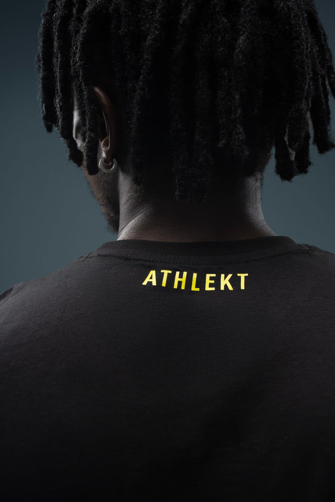 Athlekt — studio still