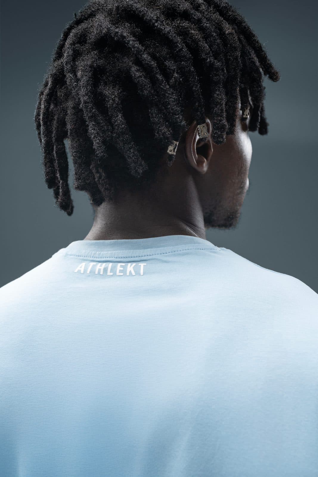 Athlekt — studio still